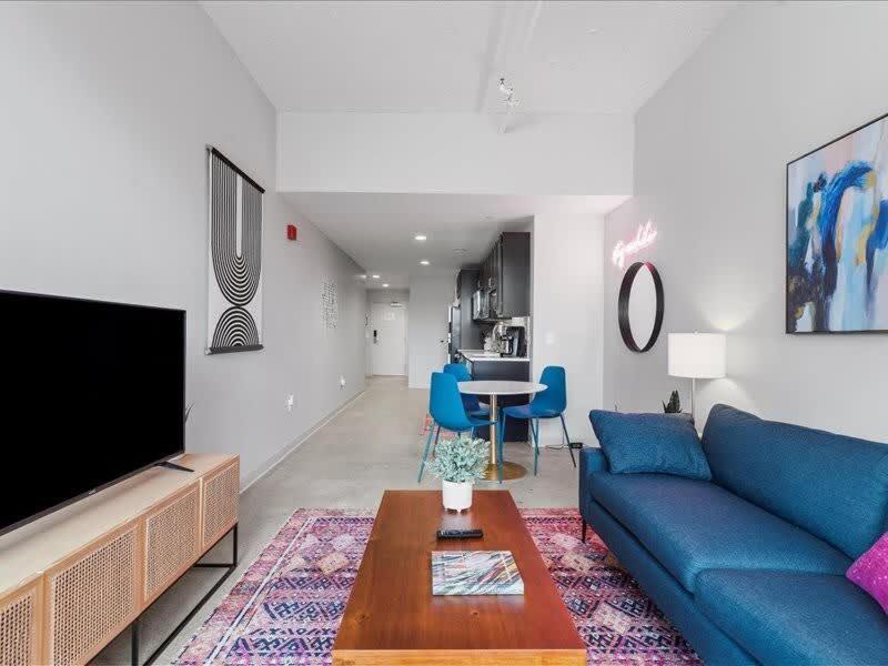Cozysuites Modern 2br, Downtown Apartamento *